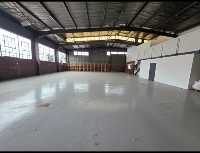 930M² WAREHOUSE TO LET IN OPHIRTON